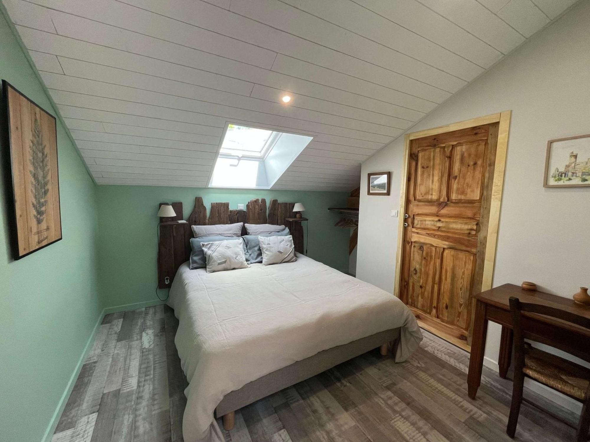 Le Jardin Du Dolaizon Bed & Breakfast Le Puy-en-Velay Ruang foto